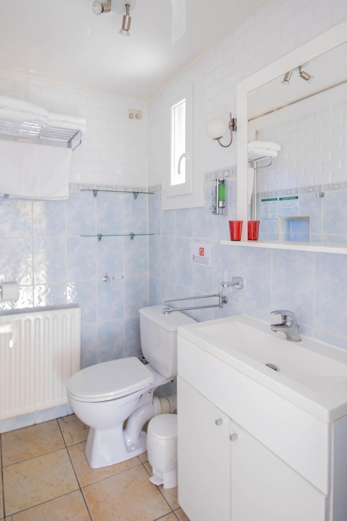 Athena Motel Saint Aygulf Εξωτερικό φωτογραφία